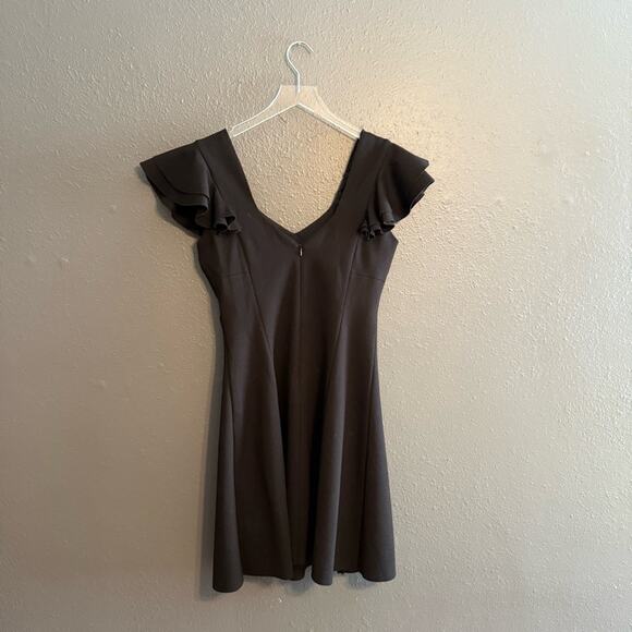 Elliatt NWT Sicily Black Skater Dress Ruffle Sleeves Size L - Picture 4 of 9